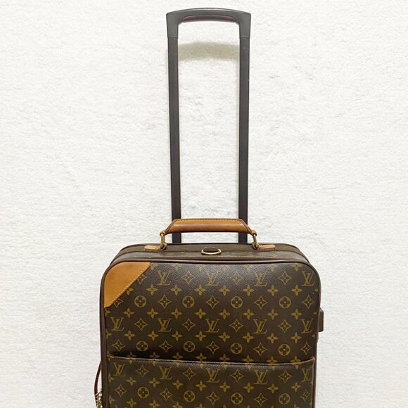 Louis Vuitton Rolling Luggage LV Monogram Pegase 55 fits in overhead bin - Picture 2 of 13